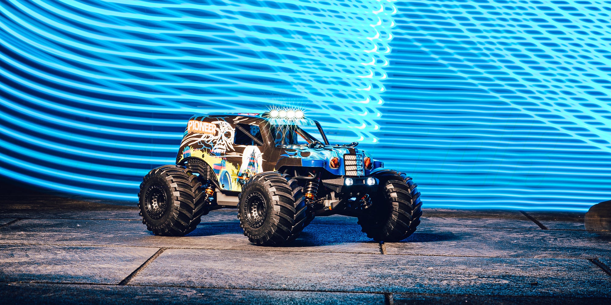 Hurricane XL Monster Truck Brushless