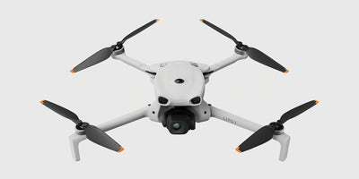 DJI Lito 1 med godt kamera set foldet ud på hvid baggrund