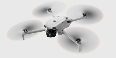 DJI Lito X1 i luften med propellerne i fuld fart