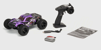 Hunter MT10 fjernstyret bil vist i original emballage med batteri, oplader og fjernstyring.