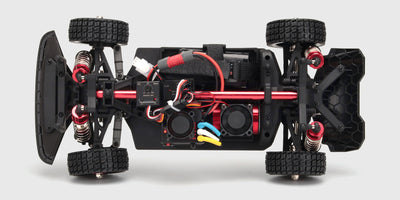 Robust og detaljeret undervogn til HyperGo Drift fjernstyret onroad-bil med kraftige komponenter og affjedring.