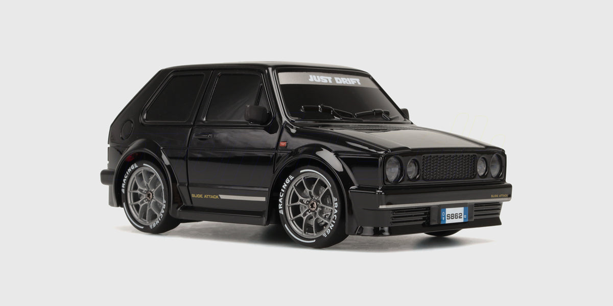 Q-drift GTI Sort set skråt forfra