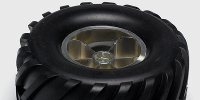 SHT Mover V hjulsæt med grove offroad dæk og sorte fælge til fjernstyrede biler i terræn.