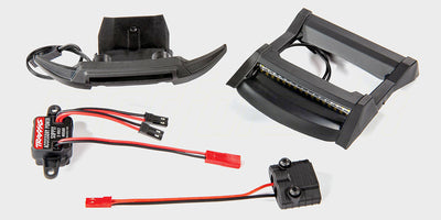 Komplet LED lyssæt monteret på en blå Traxxas Rustler 4x4 fjernstyret bil vist på hvid baggrund.